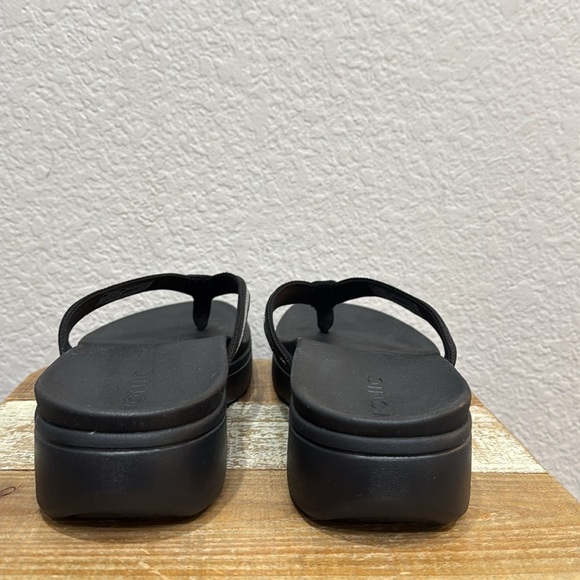 Vionic High Tide ll Black Patent Platform Size 13 - Picture 5 of 7
